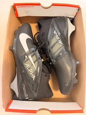 Nike Alpha Men’s Black Football Cleats